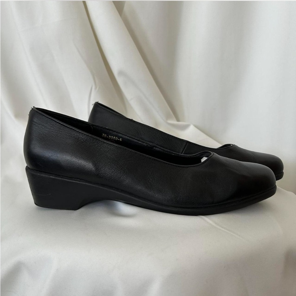 Vintage Black Valley Lane leather Upper slip-on loafers size 8M. - Picture 8 of 8